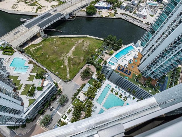 Продажа квартиры #4103 - фото 5805872