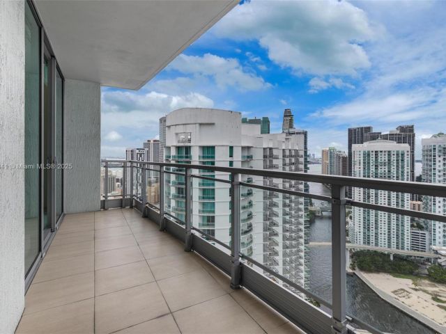 Продажа квартиры #4103 - фото 5805873