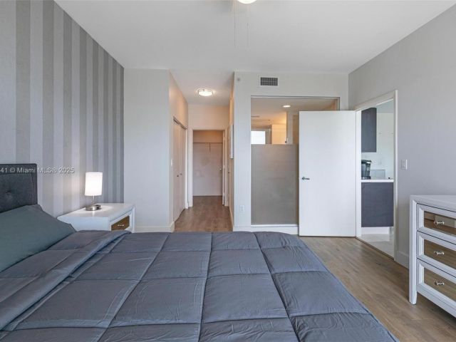 Продажа квартиры #4103 - фото 5805880