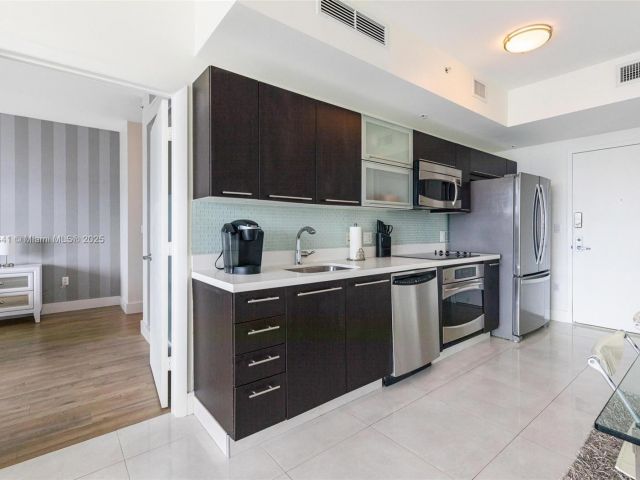 Продажа квартиры #4103 - фото 5805884