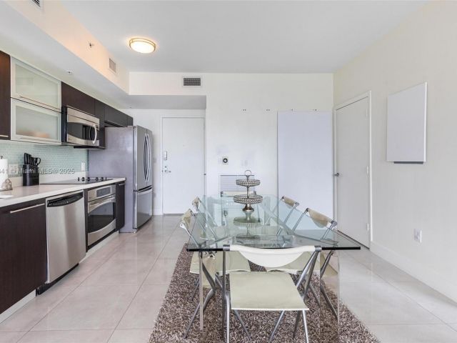 Продажа квартиры #4103 - фото 5805885