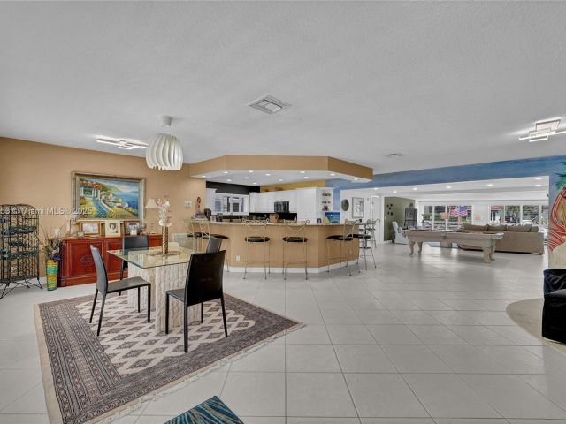 Продажа дома по адресу 3031 NE 25th St - фото 5939840