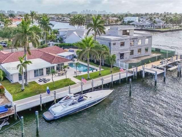 Продажа дома по адресу 3031 NE 25th St - фото 5939850