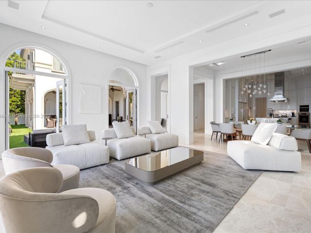 Продажа дома по адресу 4340 N Bay Rd - фото 6230326