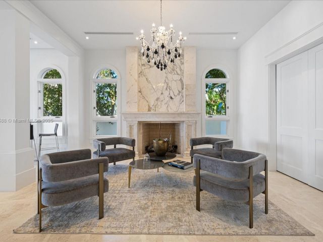 Продажа дома по адресу 4340 N Bay Rd - фото 6230327