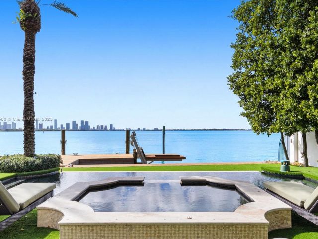 Продажа дома по адресу 4340 N Bay Rd - фото 6230336