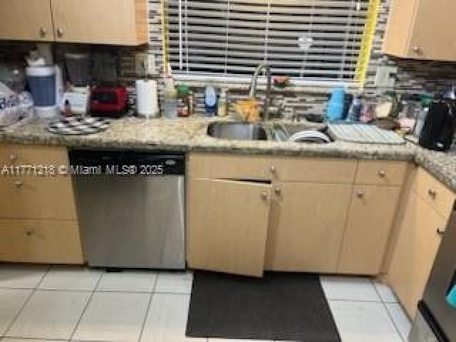 Продажа дома по адресу 11041 SW 166th Ter - фото 5808612