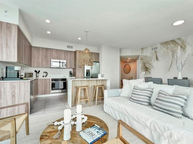 Продажа квартиры # - фото 5810612