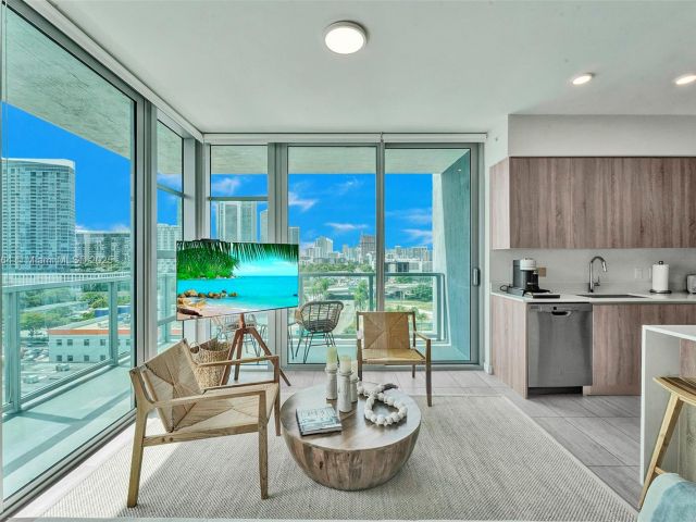 Продажа квартиры # - фото 5810615