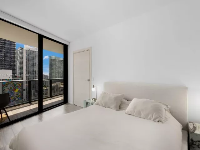 Продажа квартиры #2102 - фото 6756257