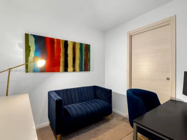 Продажа квартиры #2102 - фото 6756249