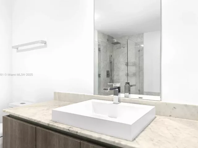 Продажа квартиры #2102 - фото 6756252