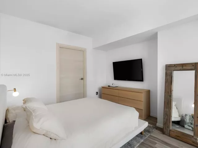 Продажа квартиры #2102 - фото 6756256