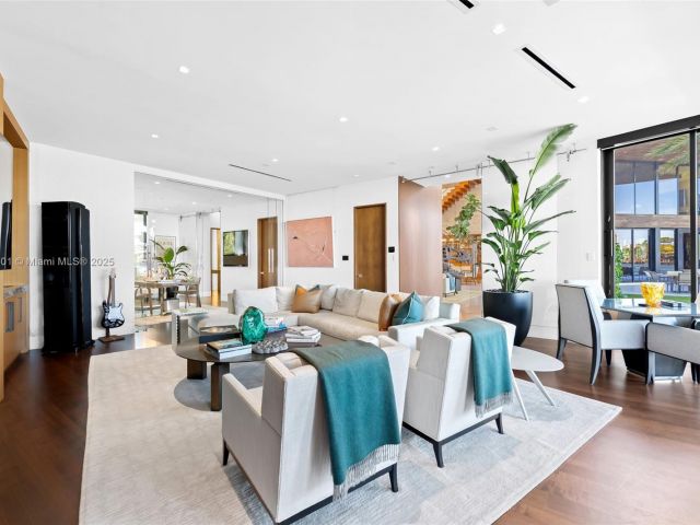 Продажа дома по адресу 84 Isla Bahia Dr - фото 5810179