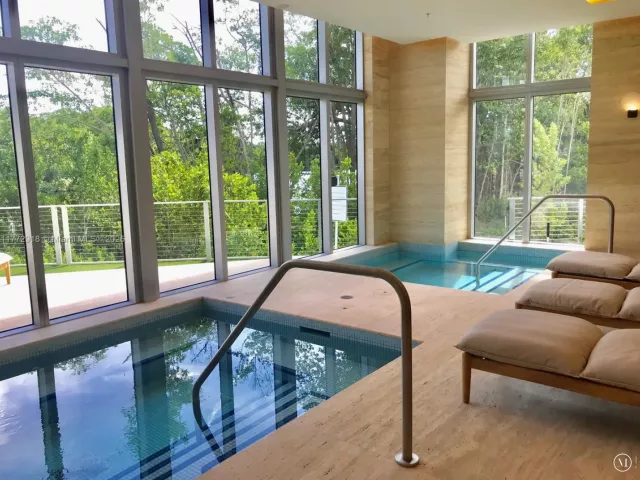 Продажа дома по адресу 16385 Biscayne Blvd Unit 1902 - фото 5841746