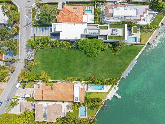 Продажа дома по адресу 9224 Bay Dr - фото 5830904