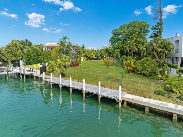 Продажа дома по адресу 9224 Bay Dr - фото 5830913