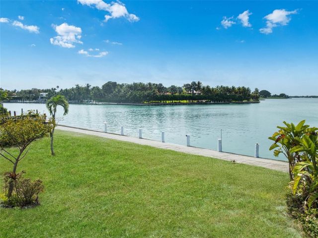 Продажа дома по адресу 9224 Bay Dr - фото 5830915