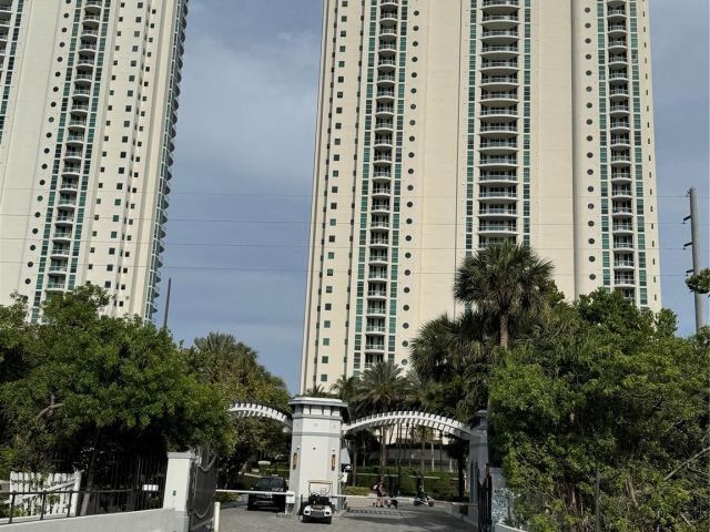 Продажа дома по адресу 216 Poinciana Dr 216 - фото 5811662