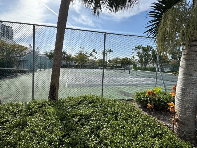 Продажа дома по адресу 216 Poinciana Dr 216 - фото 5811664