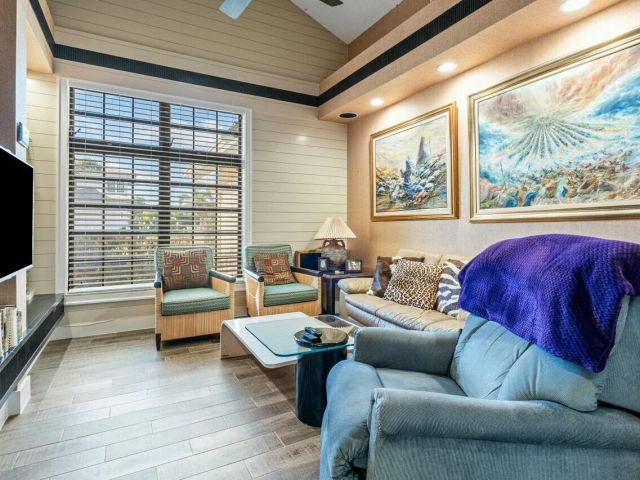 Продажа дома по адресу 4869 Tallowwood Lane - фото 5825462