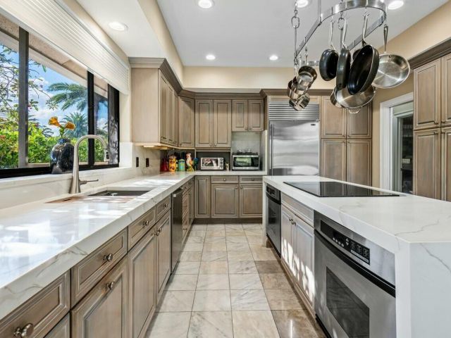 Продажа дома по адресу 4869 Tallowwood Lane - фото 5825464