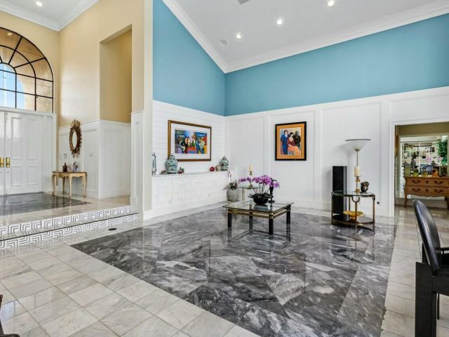 Продажа дома по адресу 4869 Tallowwood Lane - фото 5825473