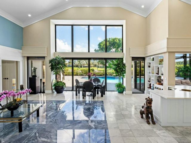 Продажа дома по адресу 4869 Tallowwood Lane - фото 5825476