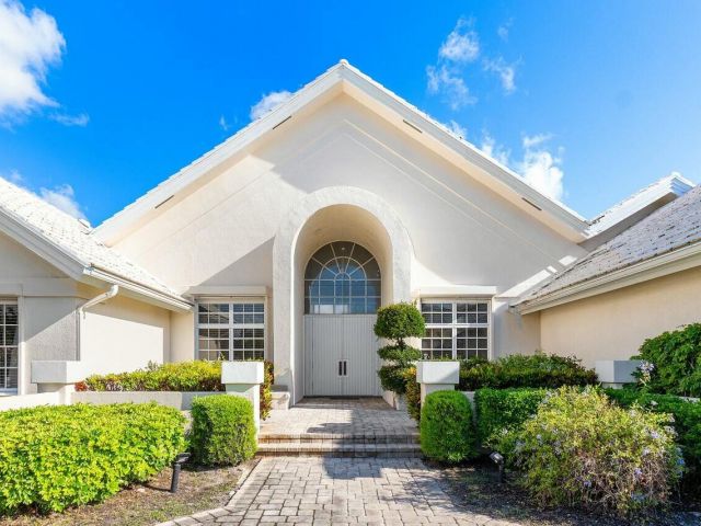 Продажа дома по адресу 4869 Tallowwood Lane - фото 5825479