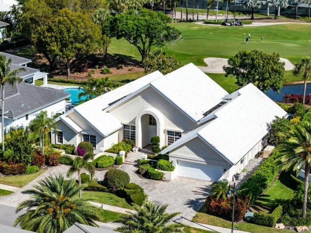 Продажа дома по адресу 4869 Tallowwood Lane - фото 5825480