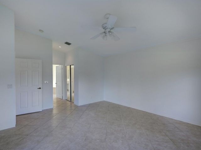 Продажа дома по адресу 6523 Via Trento - фото 5877619