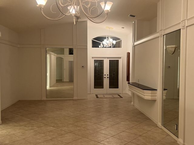 Продажа дома по адресу 6523 Via Trento - фото 5877629