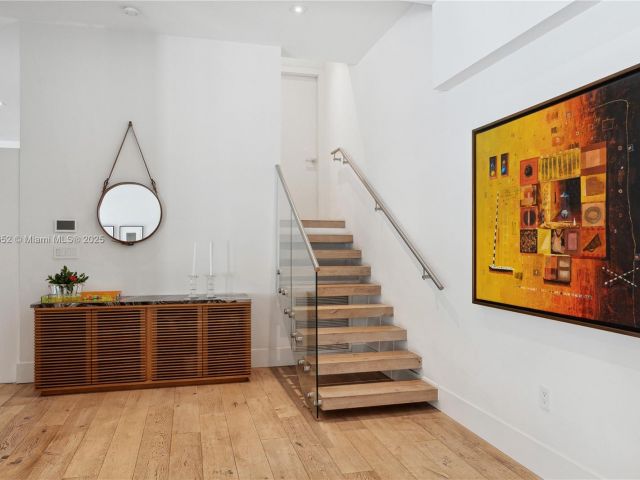 Продажа дома по адресу 1060 Alfonso Ave - фото 5829843