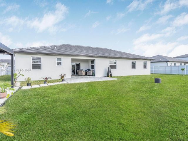 Продажа дома по адресу 19080 SW 133 ct - фото 5836511