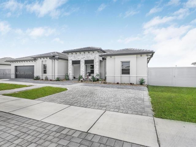 Продажа дома по адресу 19080 SW 133 ct - фото 5836517