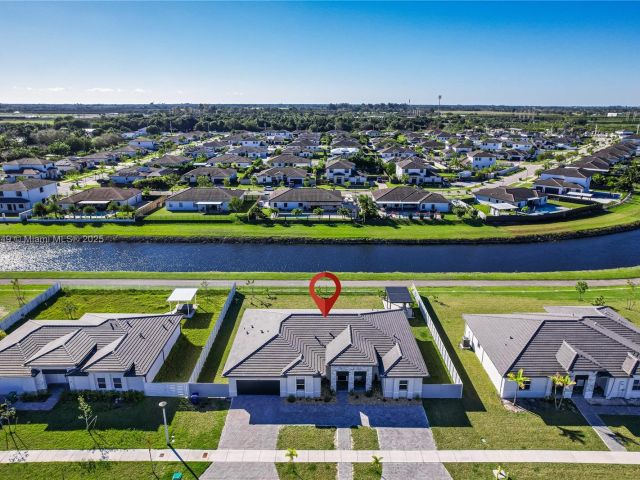 Продажа дома по адресу 19080 SW 133 ct - фото 5836521