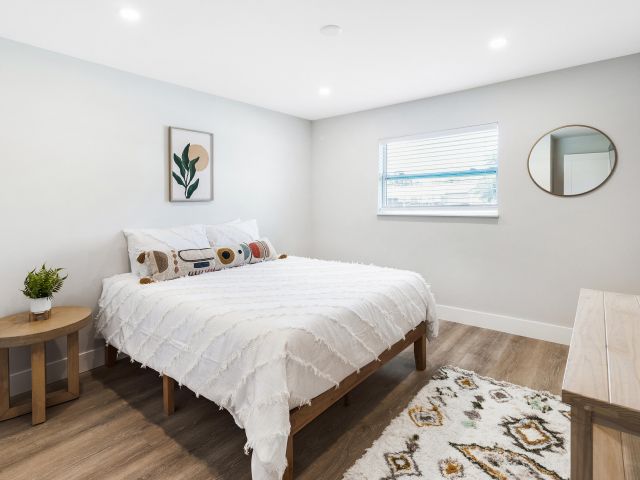 Дом в аренду по адресу 2798 NE 2nd Avenue - фото 5833757