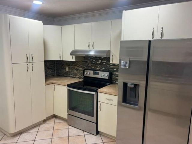 Продажа дома по адресу 14500 NE 2nd Ave - фото 5838498