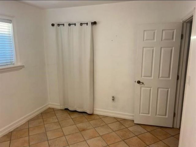 Продажа дома по адресу 14500 NE 2nd Ave - фото 5838501