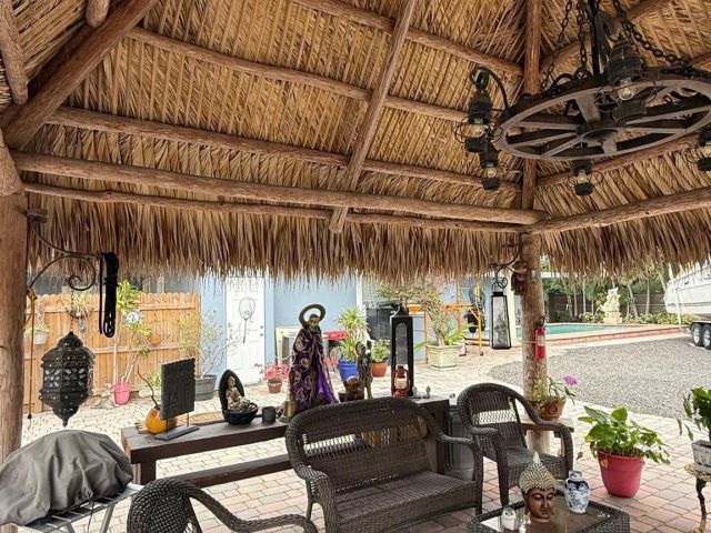 Продажа дома по адресу 14500 NE 2nd Ave - фото 5838506