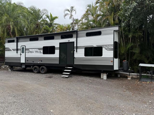 Продажа дома по адресу 14500 NE 2nd Ave - фото 5838511