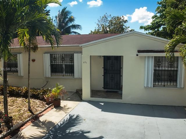 Продажа дома по адресу 596 NW 109th St - фото 6275726