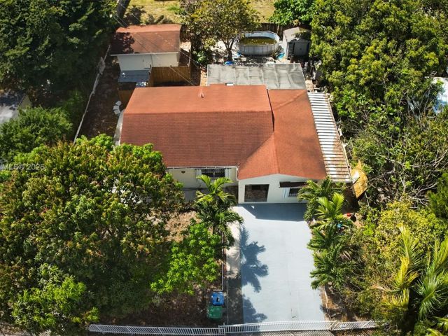 Продажа дома по адресу 596 NW 109th St - фото 6275730