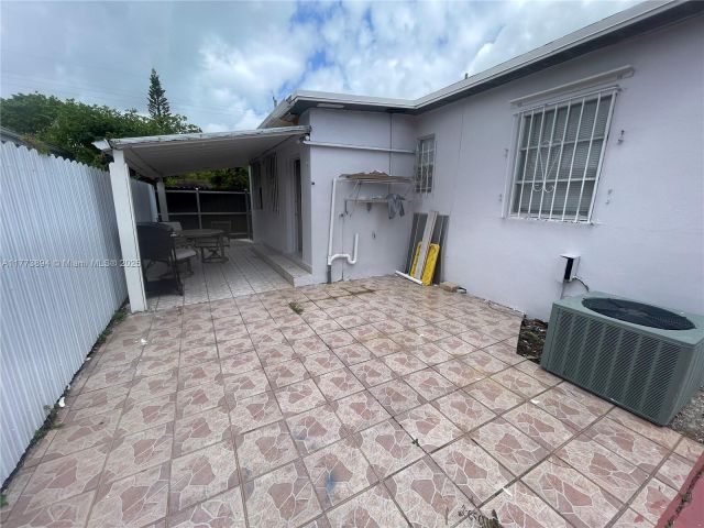 Продажа дома по адресу  - фото 5847014