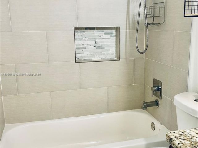 Продажа дома по адресу 15016 SW 139TH PL - фото 5839783