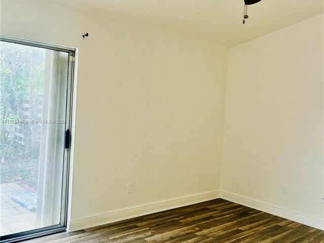 Продажа дома по адресу 15016 SW 139TH PL - фото 5839790