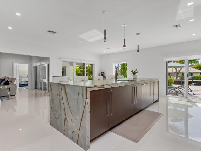 Продажа дома по адресу 615 3rd Key Dr - фото 6165956