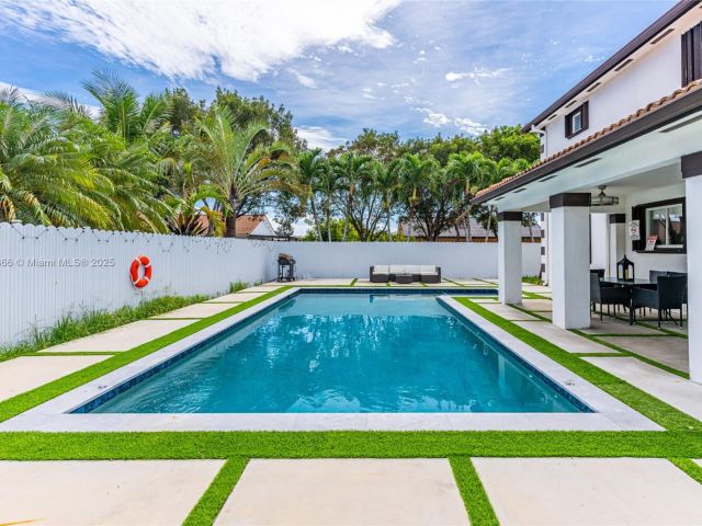 Продажа дома по адресу 5161 SW 159th Ct - фото 5843675