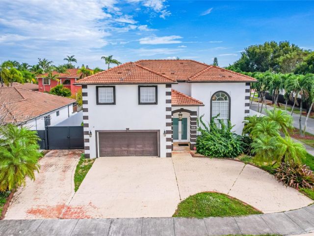 Продажа дома по адресу 5161 SW 159th Ct - фото 5843681