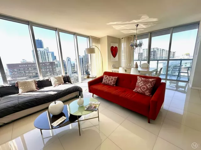 Продажа квартиры #4408 - фото 6600675